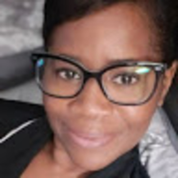 Meet your Posher, Reign - Picture 1 of 1